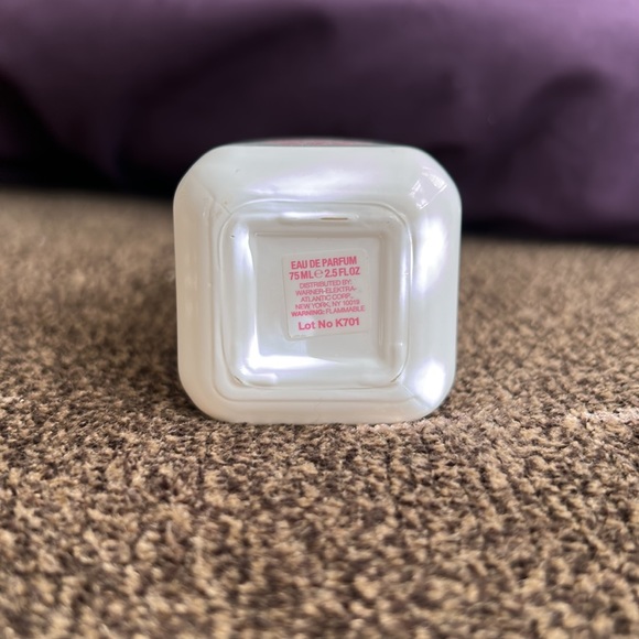 Crybaby Perfume by Melanie Martinez - Picture 4 of 4